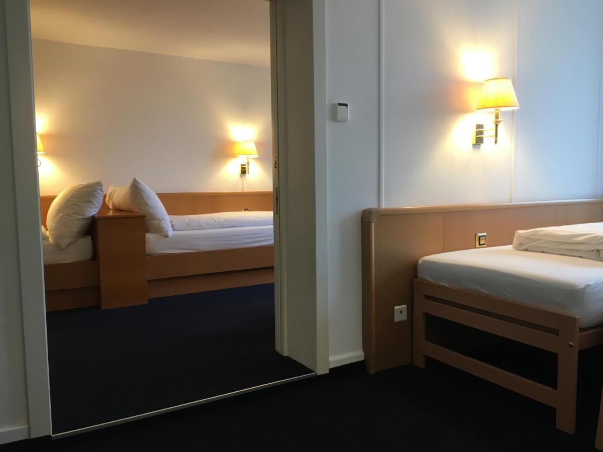 Hotel Schwert Näfels Εξωτερικό φωτογραφία